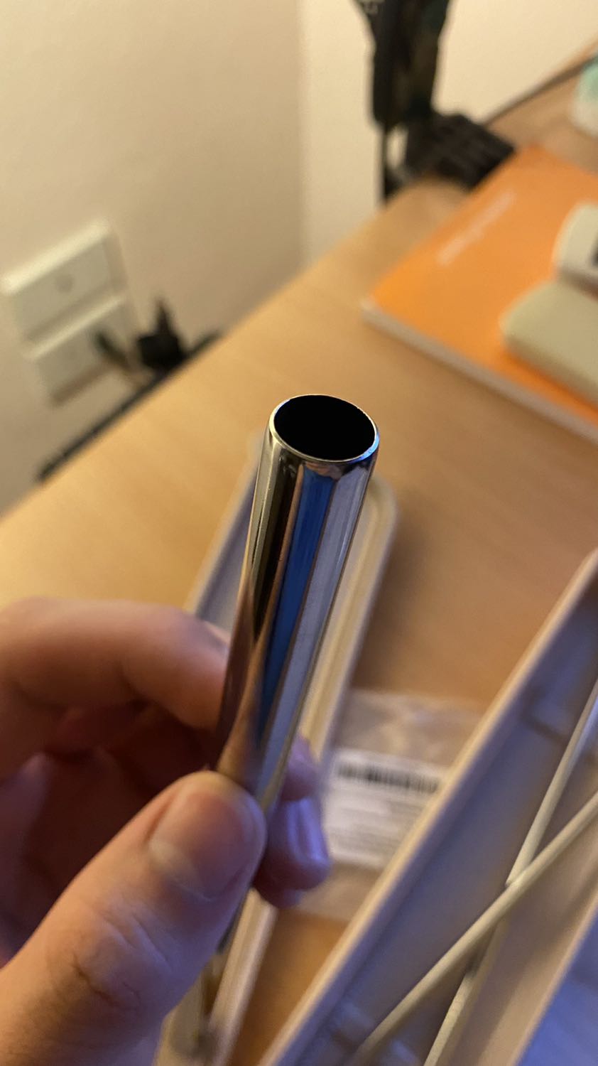 Sản phẩm ổn so với giá thành, mức độ hoàn thiện tương đối ổn. Có hộp đựng siêu lịch sự. Thời gian giao hàng cũng tương đối.