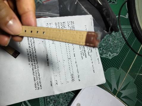 Sản phẩm bị mục, vừa đụng vào rơi từng miếng ra. Mọi người né shop này ra nhé.