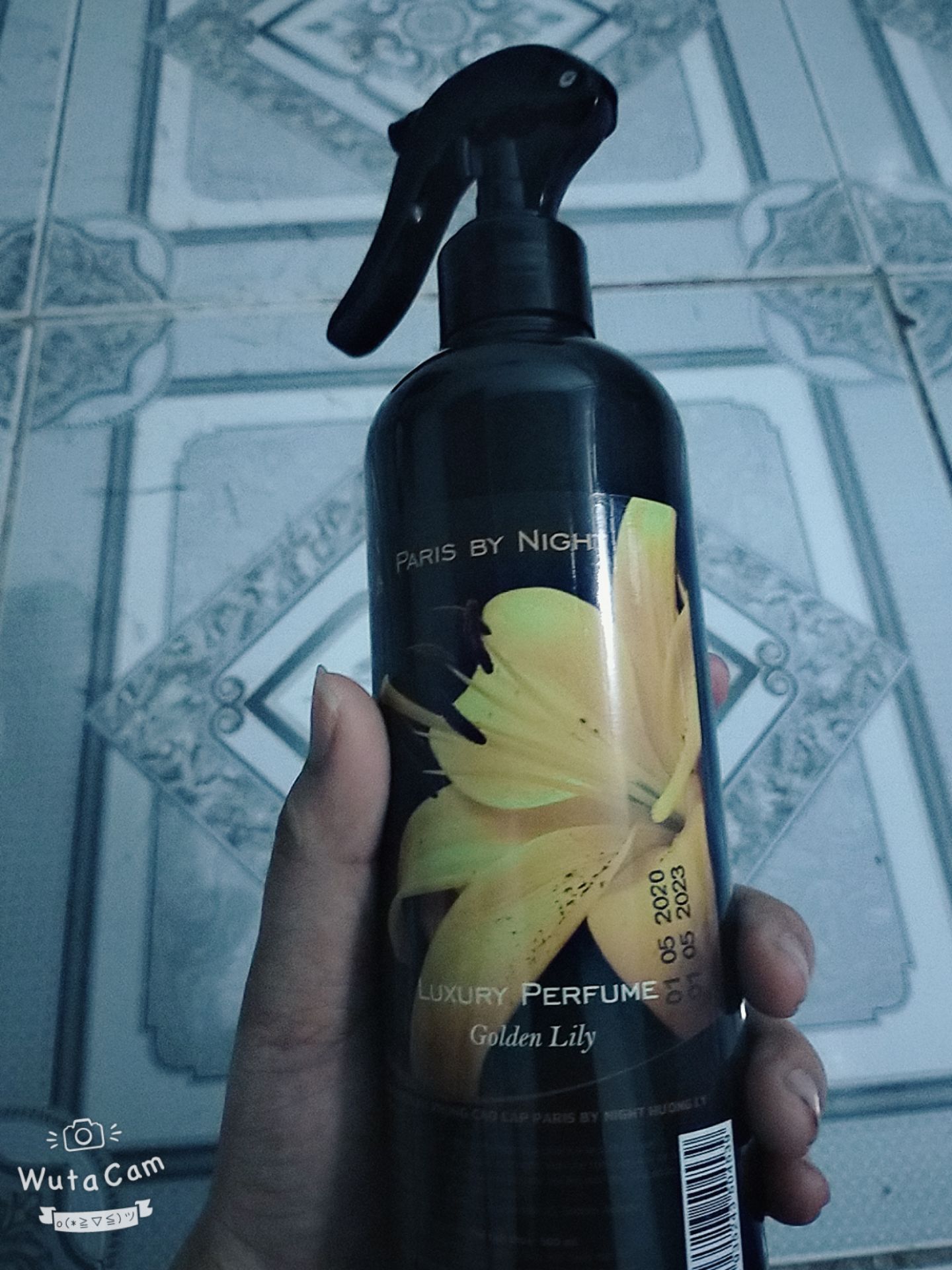 tệ, rất không hài lòngL͜͡LG・