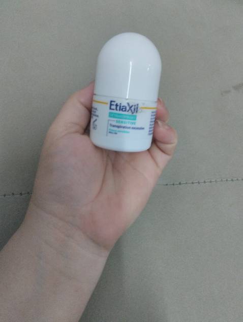 Mặc dù không hết hẳn mùi nhưng SP tương đối hiệu quả khi dùng