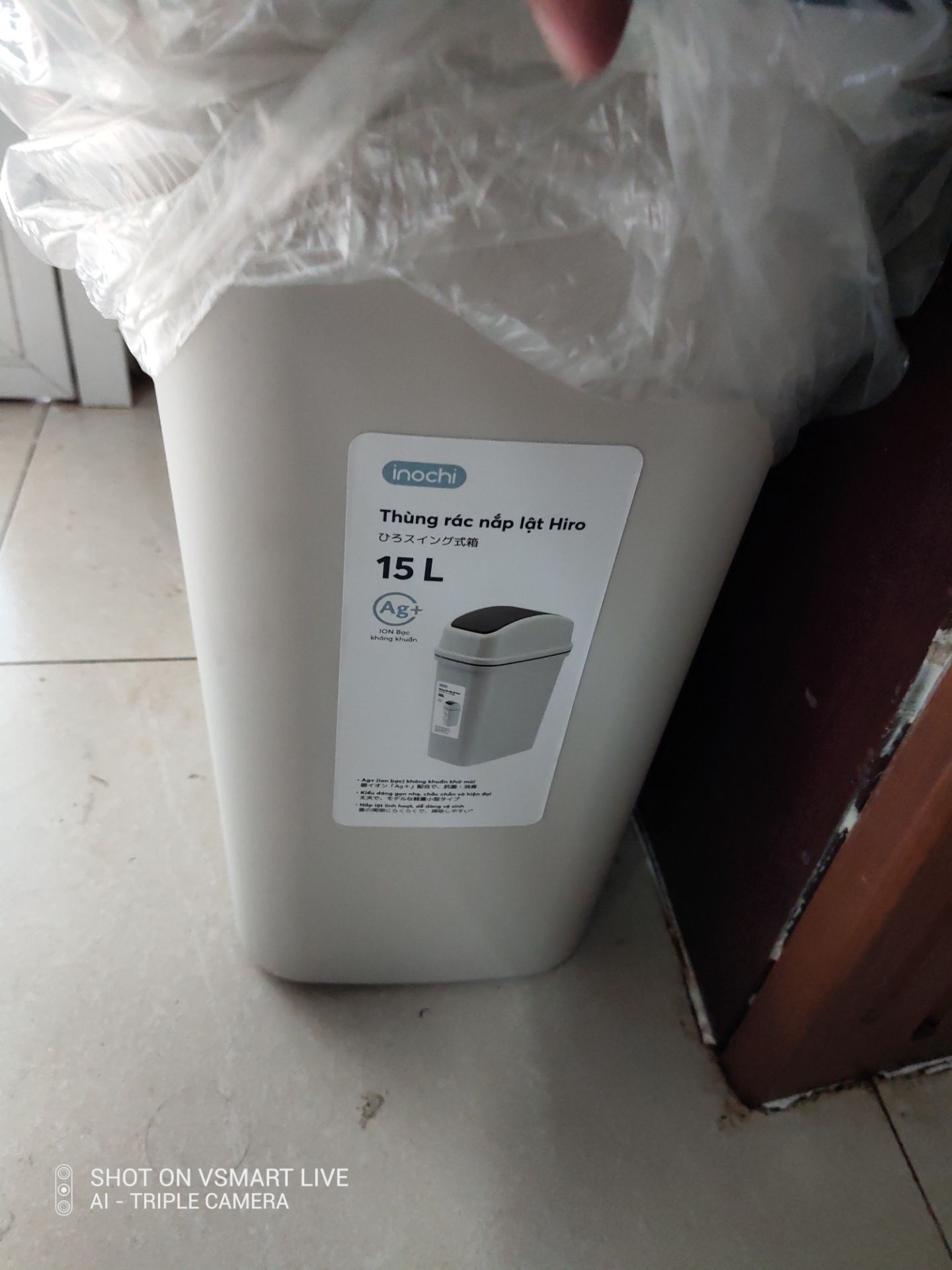 Sản phẩm nhỏ gọn, thiết kế hài hoà, màu sắc dễ nhìn, đóng gói cẩn thận và giao hàng nhanh không tưởng. Cảm ơn shop.