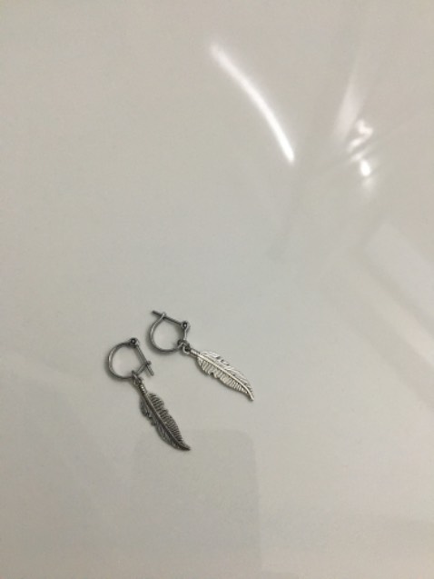 Đẹp, rất thích mẫu này, mình đã tách ra làm 2 đôi để dùng. Mong là bền.