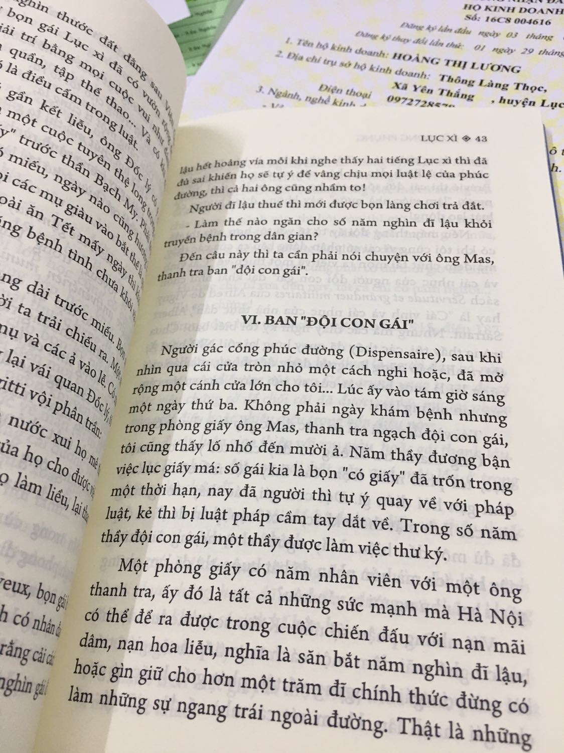 Sách đẹp, bìa cứng cáp, giấy ngà chống loá, in rõ nét.