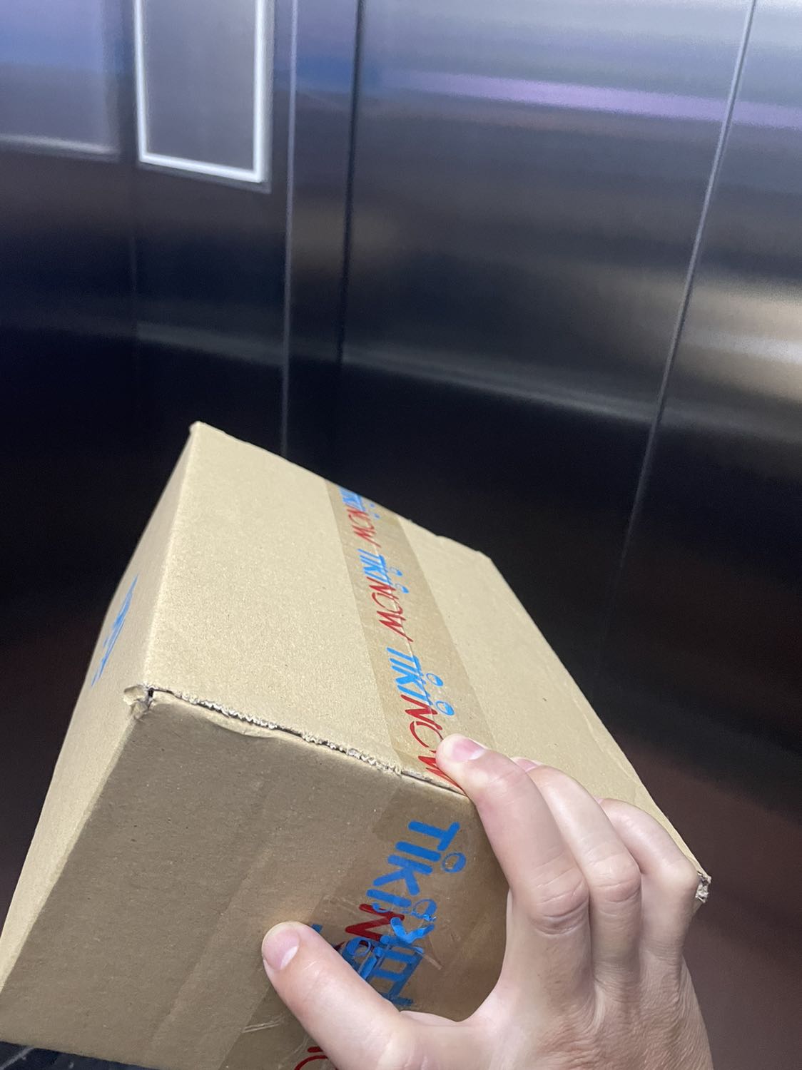 Giao hành nhanh, đã *** thử, đèn hoạt động đầy đủ chức năng. Thank Shop