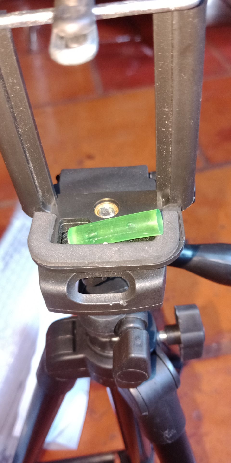 khá tốt.  nhưng giao hàng quá lâu tới 7 ngày.... và ko có đồ chỉnh cân bằng... thay vào đó lại dk cái cục nhựa màu Xanh ko có tác dụng.... ko giống quảng cáo lắm