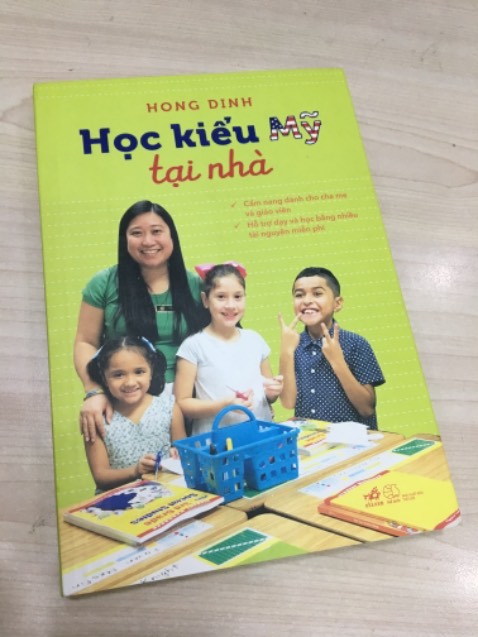 Đóng gói cẩn thận, sách sạch đẹp nhưng không có bookmark như tiêu đề