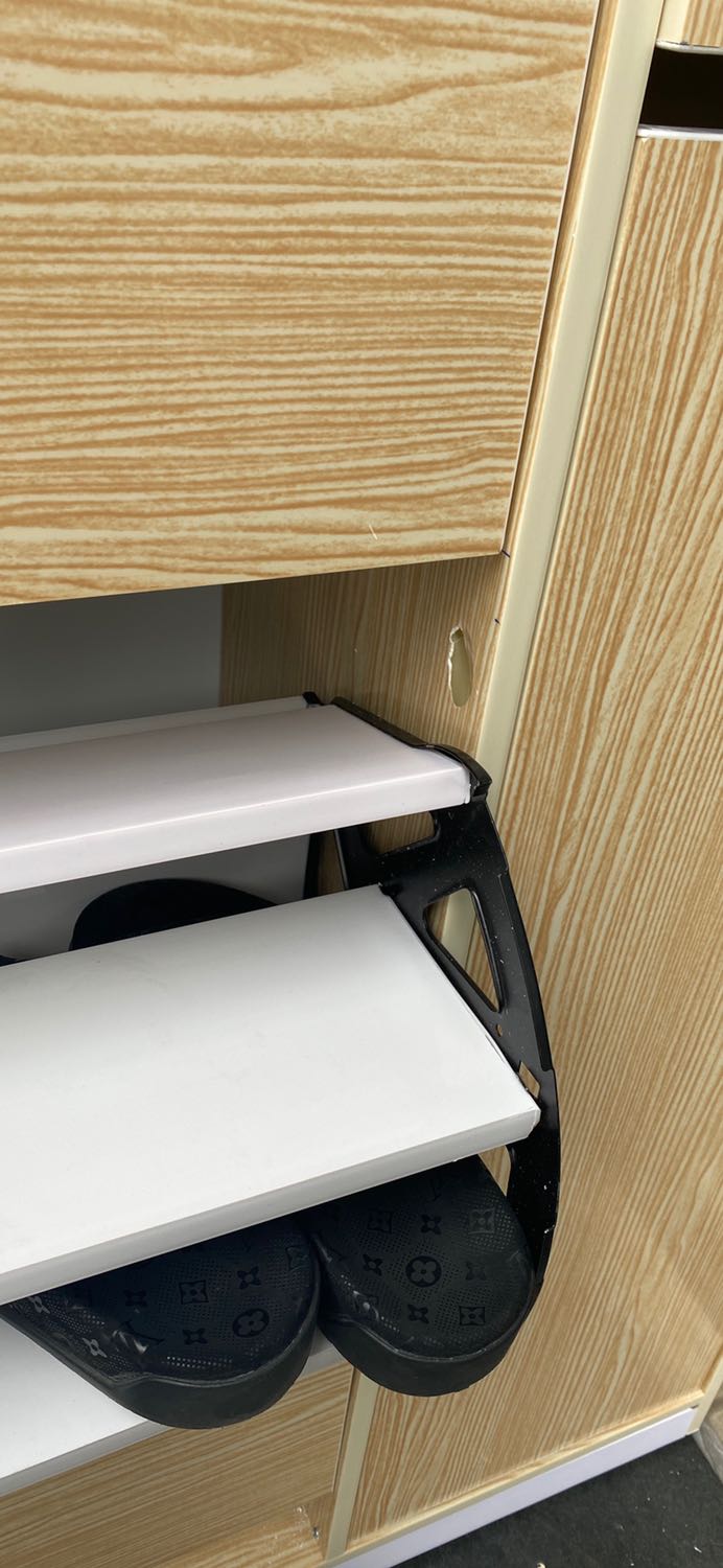 Hi Tiki,
Tôi mới dùng có 1 ngày thì tủ nhựa này đã bị bụng ốc viít như hình. Vui lòng đổi sản phẩm khác gấp giúp tôi nhé. 
Cảm ơn Tiki. Hi Tiki,
Tôi mới dùng có 1 ngày thì tủ nhựa này đã bị bụng ốc viít như hình. Vui lòng đổi sản phẩm khác gấp giúp tôi nhé. 
Cảm ơn Tiki.