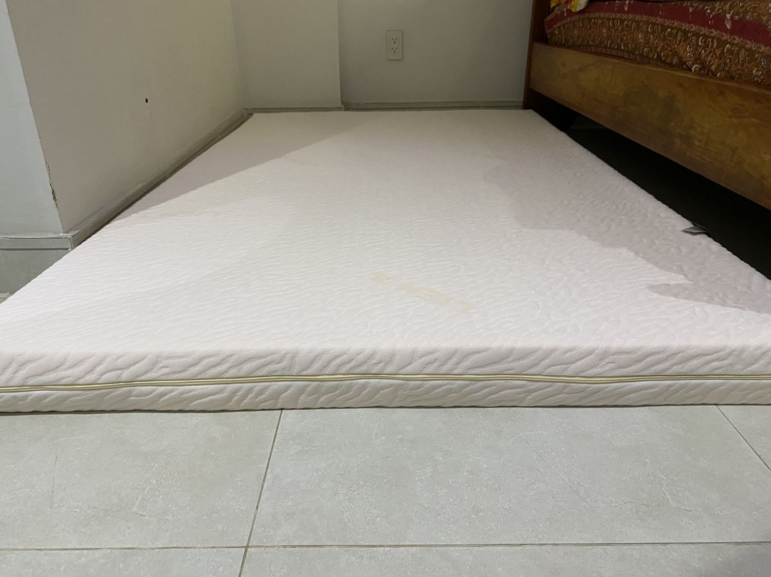 Tiki giao hàng nhanh, đóng gói cẩn thận. Nhân viên giao hàng nhiệt tình, nhân viên tư vấn của seller chăm sóc khách hàng tốt. Hy vọng nệm bền theo thời gian. Tiki giao hàng nhanh, đóng gói cẩn thận. Nhân viên giao hàng nhiệt tình, nhân viên tư vấn của seller chăm sóc khách hàng tốt. Hy vọng nệm bền theo thời gian.