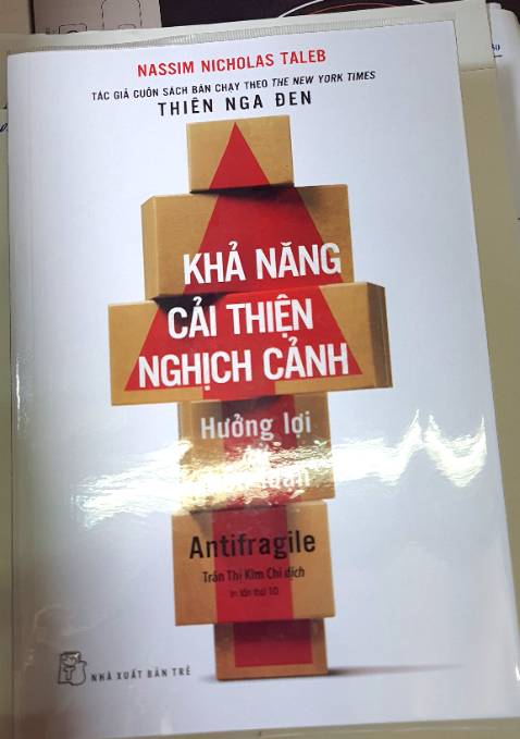 Cuốn sách có chất lượng giấy in đẹp, bọc sách đẹp và cẩn thận, nội dung chất lượng!