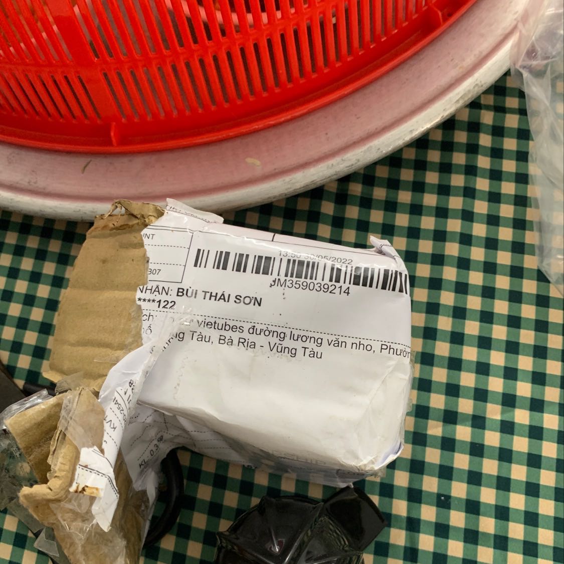 Mình đặt hàng inox shop giao hàng nhựa. Shop đã liên hệ để đổi lại, uy tín!