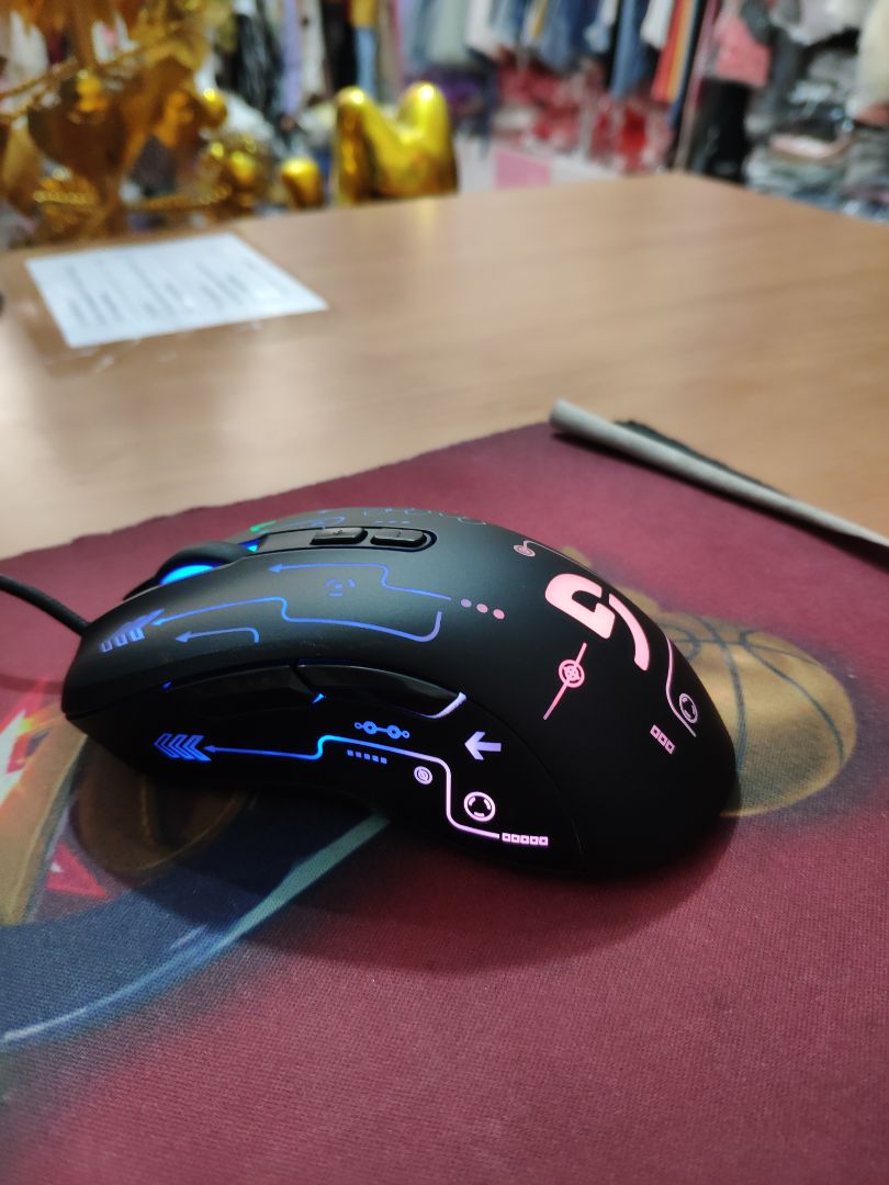 Sản phẩm tốt, có đèn led rgb khá đẹp. Đóng gói kỹ càng Sản phẩm tốt, có đèn led rgb khá đẹp. Đóng gói kỹ càng