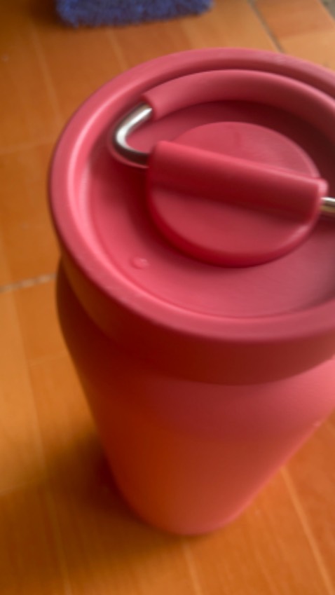 Sản phẩm giao nhanh. Màu đúng với mẫu giữ nhiệt tốt