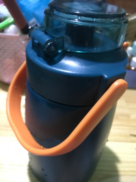 Nap bình nước bi nức nẻ cảm thấy ko hai lòng