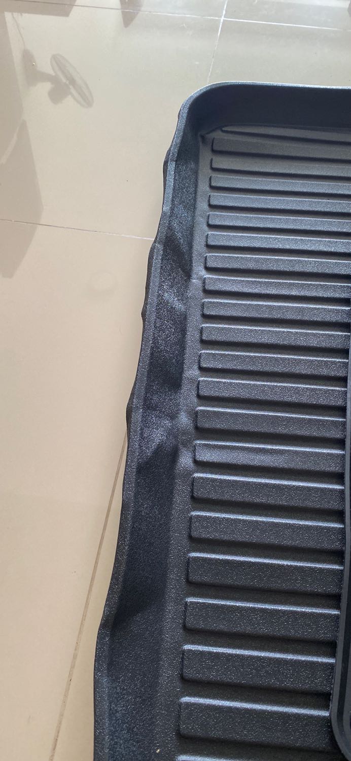 Chất lượng tạm ổn, bị bẻ cong nhiều khi đóng gói và vận chuyển.