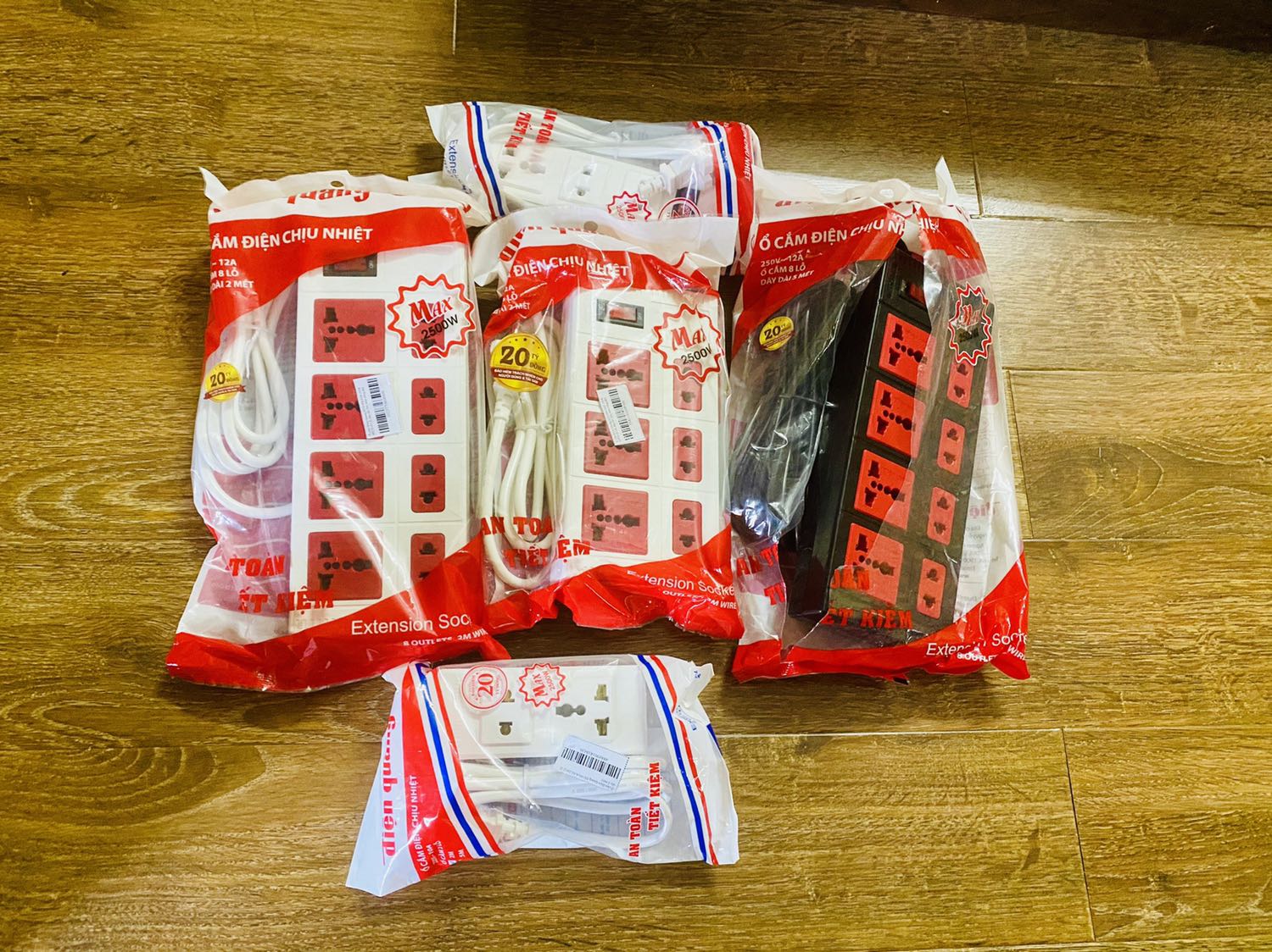 Đúng như hình,đóng gói cẩn thận,hàng chất lượng.Chúc shop luôn bán SP tốt và ngày càng phát triển.