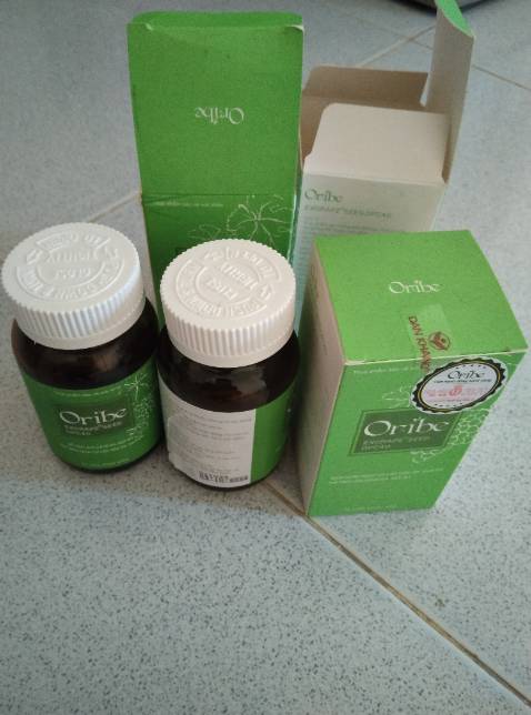 Ưu điểm: Mình mua của shop nhiều lần và thaya shop đónh gói rất cẩn thận, điều đặc biệt mà mình mua oribe này là mâý a/chj tư vấn rất nhiệt tình và đi vào trọng tâm mà người mua muốn hướg đến
Nhược điểm: đối với oribe màu xanh này mình thaya chưa hiệu quả,hiện mình đã uống 2 hộp còn 1 hộp nữa xem kết quả thế nào,