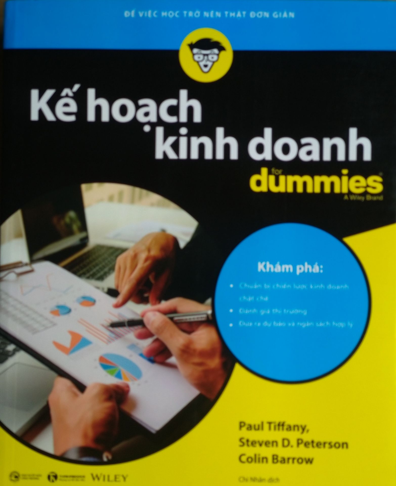 bìa hơi dơ.Giao hàng nhanh.