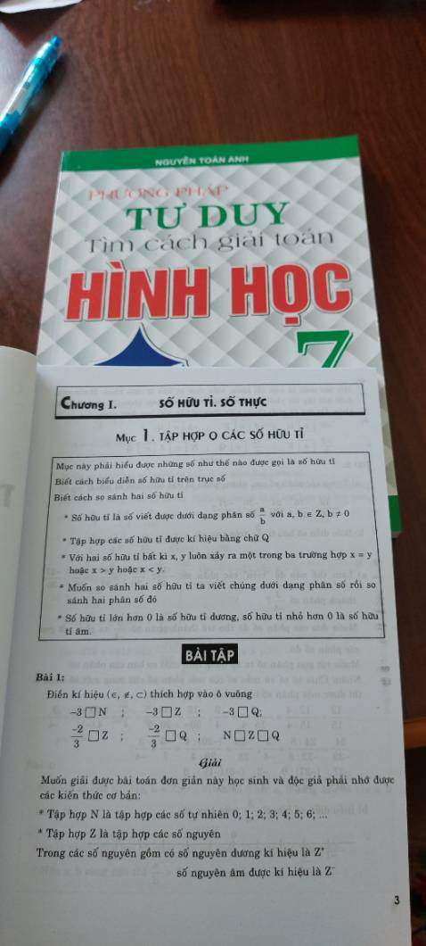 Sách mới, trình bày nội dung dễ hiểu, hướng dẫn làm bài đầy đủ ý, rất hữu ích hỗ trợ các con tự học, cảm ơn shop đã giao hàng đủ và nhanh chóng