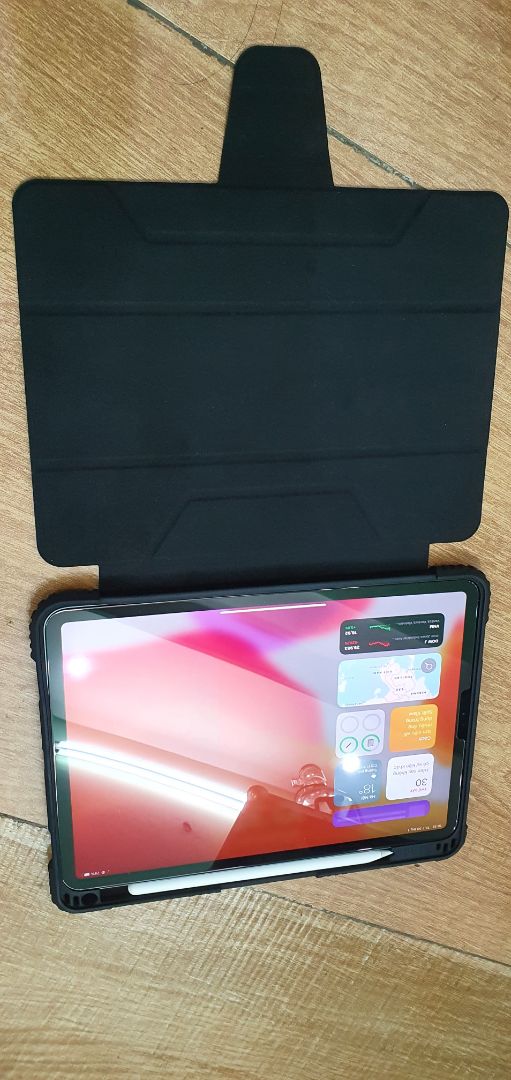 rất hài lòng, sản phẩm đóng gói sạch sẽ, để ipad 11pro 2020 vừa khít,  được khuyến mãi thêm miếng dán mạnh hình ipad