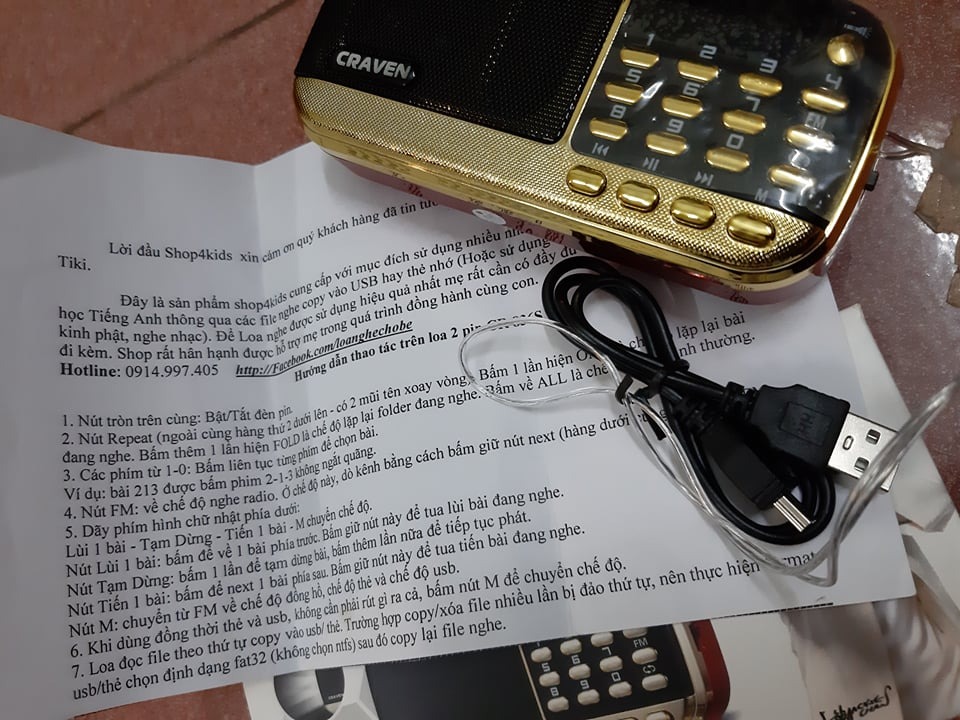 Tiki giao hàng nhanh, đóng gói cẩn thận
Sản phẩm như mô tả
Loa nghe rất thích, bé nhà mình ôm nghe suốt từ khi nhận! 
Shop cẩn thận kèm theo cả hướng dẫn sử dụng chi tiết bằng tiếng việt!