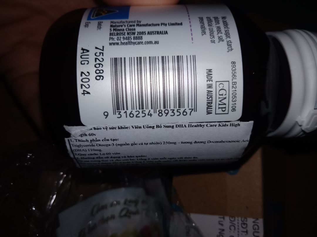 date xa tận 2024
có phụ đề tiếng việt
m mua lần thứ 2 ở shop. 
lần đầu mua dầu cá người lớn, cực ấn tượng, nhưng lần này k bằng lần trước 😍
góp ý nhẹ với shop: khi mua lọ dầu cá cho ng lớn độ tin cây tuyệt đối cao vì có tem nhập, tem chống giả, niêm yết sản phẩm siêu kỹ lưỡng. nói chung mình rất ấn tương và thích hơn lọ này 😍