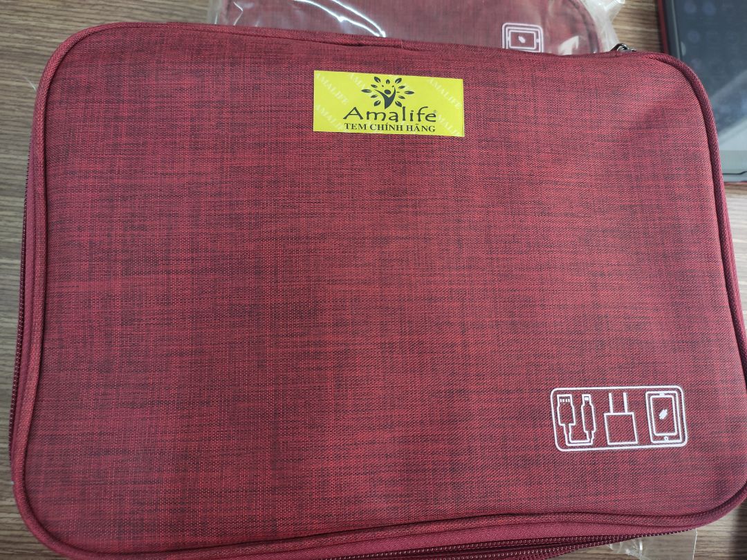 Đóng gói cẩn thận, hàng nhận đúng như hình, có kèm phiếu bảo hành, HDSD, tks shop nhiều.