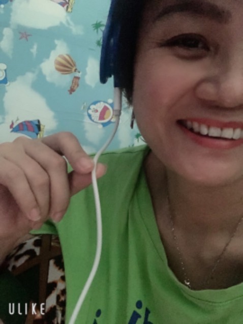 Xuất sắc nhé. Đường truyền ổn nên nghe nhạc rất hay. Dây nhìn đẹp chak chắn. Hi