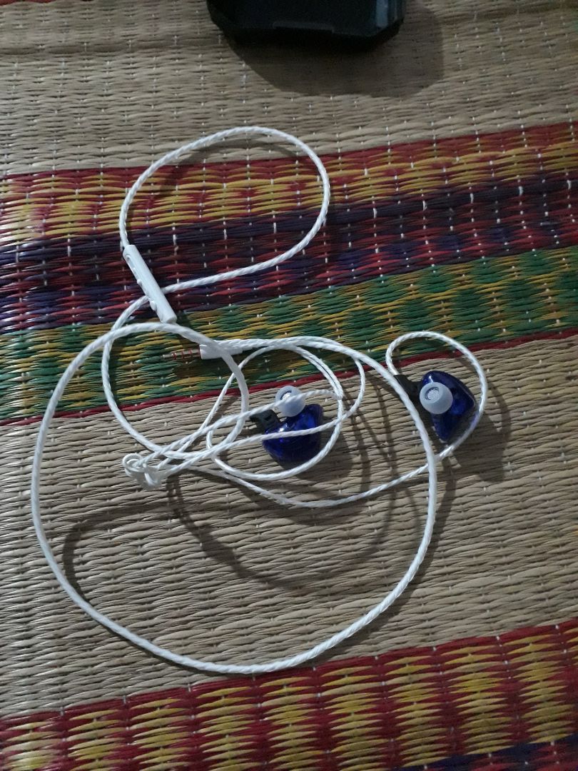 tai nghe chỉ dành cho nhạc trữ tình thì tốt còn nhạc khác thì nghe tạm ổn tai nghe chỉ dành cho nhạc trữ tình thì tốt còn nhạc khác thì nghe tạm ổn