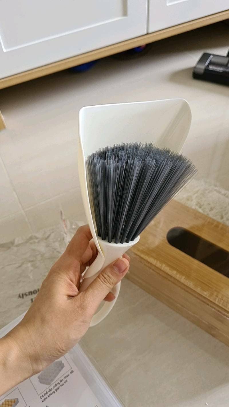 Đóng hàng cẩn thận, shop giao nhanh, chưa bóc nhưng chắc chắn dùng ok. 5 sao