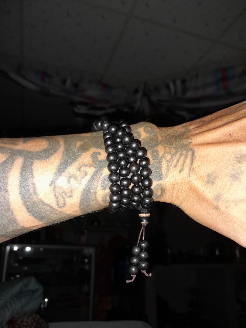 kg đúng màu ..mua màu nâu giao màu đen thất vọng