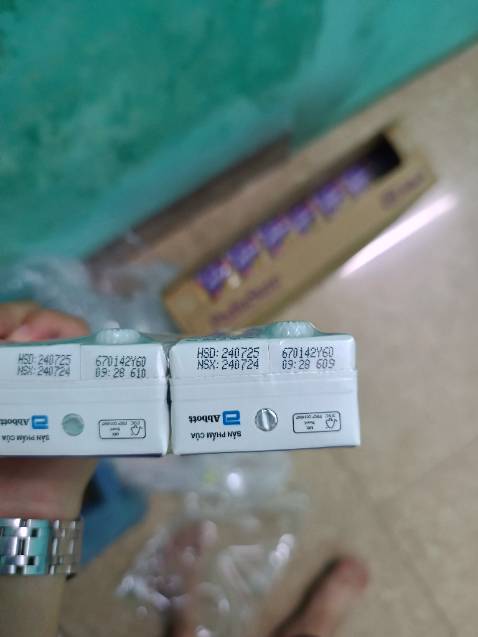 Giao hàng nhanh , date xa. Bé mới uống nhưng cũng khá thích