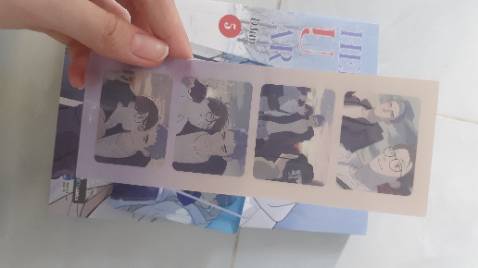 Giao hàng nhanh, vẫn như mọi lần mình đặt sách trên tiki hôm qua thì chiều hôm nay đã giao rồi rất đúng giờ luôn nha, gói hàng rất kĩ ko cẩu thả luôn nè 10đ cho tiki và shipper