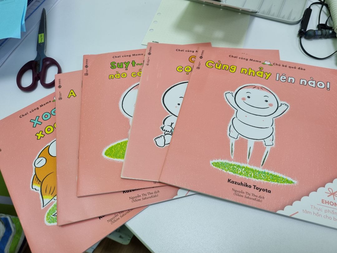 chưa bao giờ thất vọng về những anh chàng quả đào này. bé nhà mình sẽ thích lắm đây chưa bao giờ thất vọng về những anh chàng quả đào này. bé nhà mình sẽ thích lắm đây