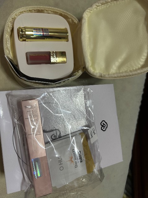 Giao hàng nhanh gói hàng còn sơ Sài nhưng nhìn vẫn ổn