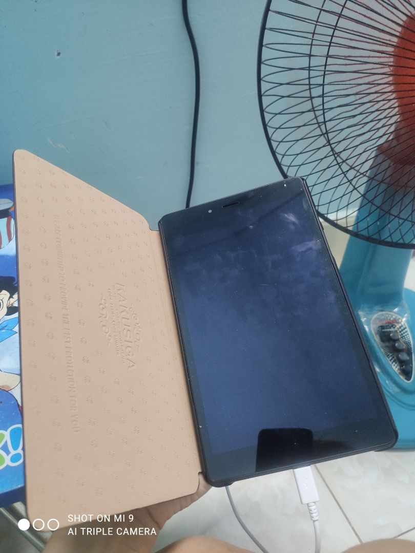 sản phẩm đúng miêu tả, tốt trong mức giá, chỉ tiết k có cục nam châm để đóng khít hơn