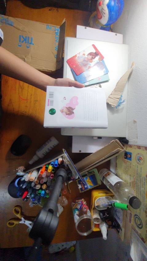 Bìa đẹp nhưung tiki giao lâu bị df 1 số chỗ