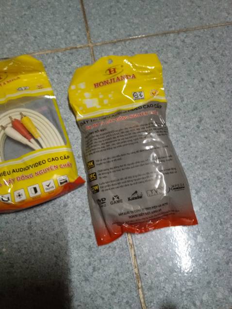 Giờ mới giao đúng hàng xin đừng giao lộn hàng mất công đổi trả mất thì giờ không đáng