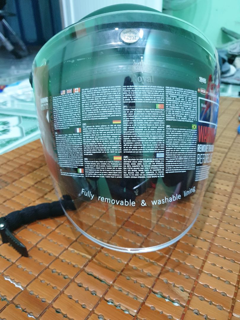 hợp lý, giao hàng nhanh, shop nên chú ý khâu đóng gói nhé, cái hộp bị móp khi vận chuyển ấy, nên dán cái chữ hàng dễ vỡ vào