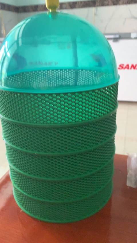 Sản phẩm đúng quảng cáo. Cứng cáp , chỉ tiếc là chiều mỗi ngăn rất thấp khoảng 5cm/ 1 ngăn