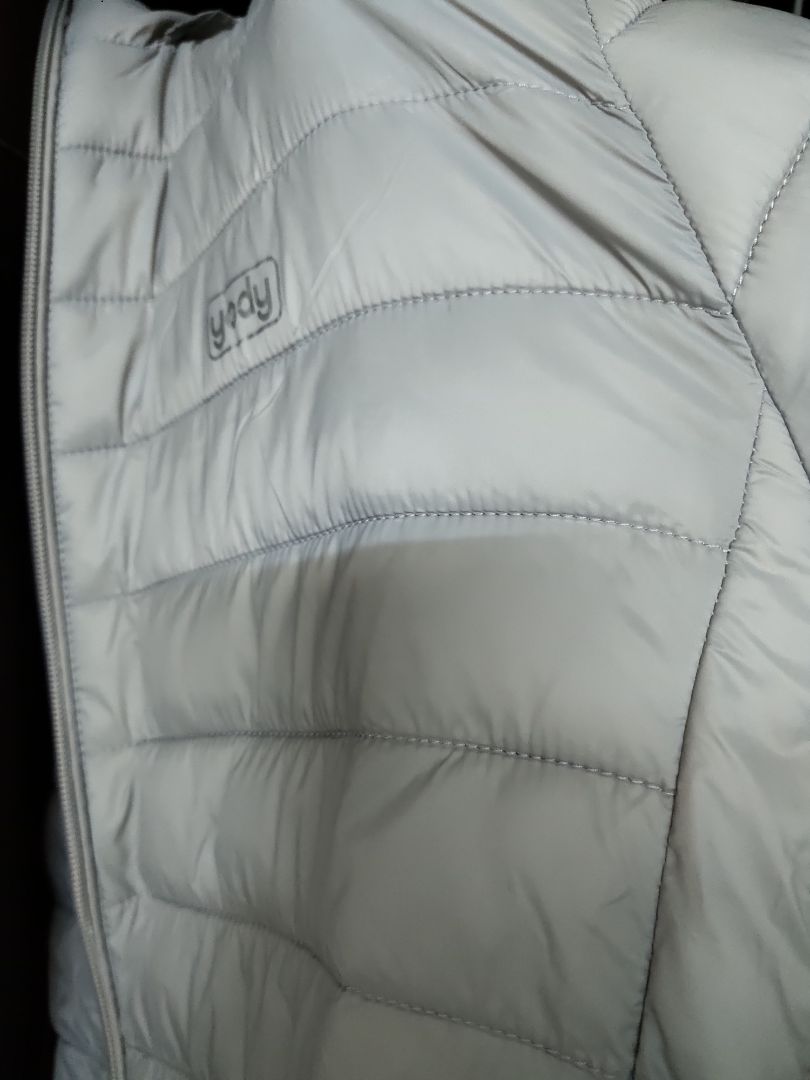 áo dùng ok nhé. size phù hợp với người Việt. Tiki giao hàng nhanh và đổi trả dễ dàng. áo mặc ấm, nhẹ nhưng để dùng lâu thì nên giặt tay nhẹ nhàng