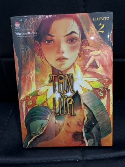 Tiki thì lúc nào cũng đóng gói kỹ và chỉnh chu rồi. Đơn của mình có 1 cuốn bị lỗi, mình đổi trả được Tiki giải quyết rẹt đùng luôn, 10000 điểm ✨✨ Thật ra Tiki mọi mặt đều tốt, chỉ có điều ít mã giảm hơn những năm trước và trong covid thui