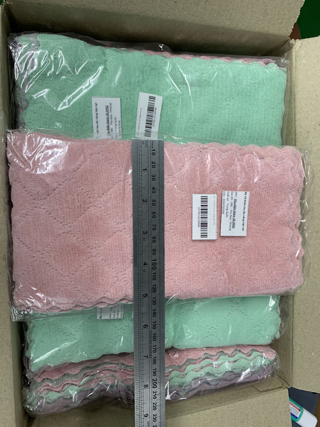 Đặt mua cỡ 25x25 mà giao hàng toàn 25x13. Đặt mua cỡ 25x25 mà giao hàng toàn 25x13.