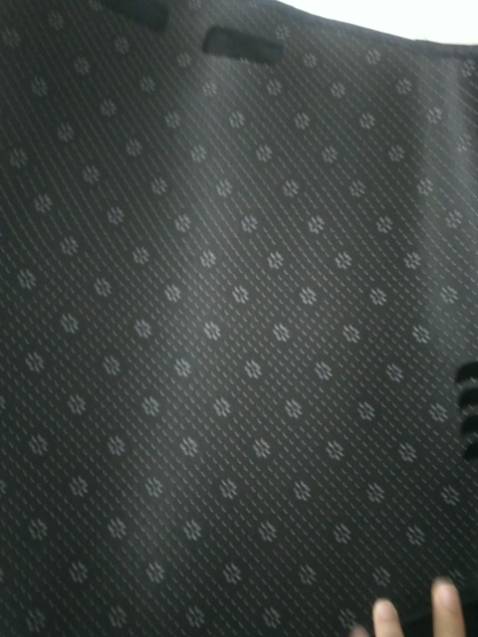 Đặt thảm lên thấy cái xe nó sang hẳn lên, không bị tình trạng lóa mắt nữa. Chất liệu cũng đẹp, không thấy có chỉ thừa, shop giao hàng cũng nhanh, đóng gói chắc chắn tư vấn nhiệt tình. Nói chung là quá ưng, sẽ ủng hộ shop những sản phẩm khác nữa, nên mua nhé mọi người