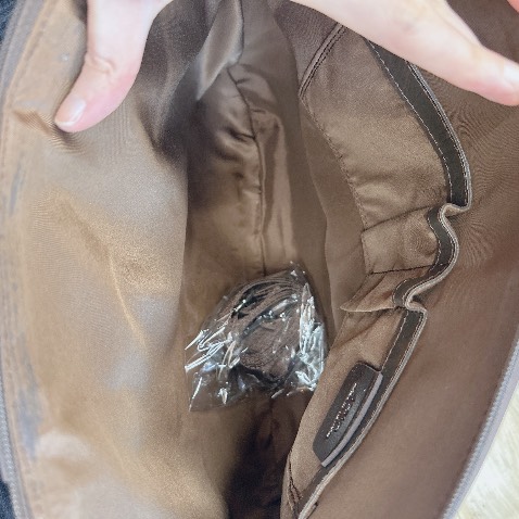 Giao hàng nhanh cặp lên form chuẩn nv tv nhiệt tình