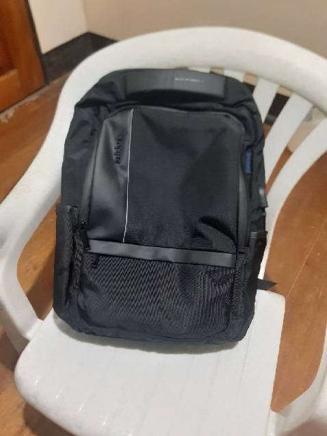 Túi trc kia mua của shop khi shop mới chỉ bán trên *** đến giờ ko hề rách hay đứt chỉ hư dây kéo gì cả. Riêng balo này thấy cứng cáp, đẹp độ hoàn thiện cao, ưng ý. Bao bì sp cẩn thận và chu đáo, phù hợp với giá tiền