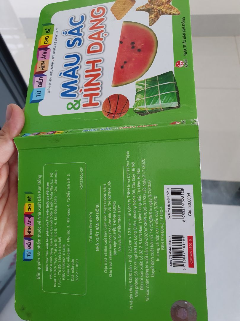 Không hài lòng: Đóng gói ko đảm bảo, sách nhìn cũ, dơ, gáy sách trầy ...