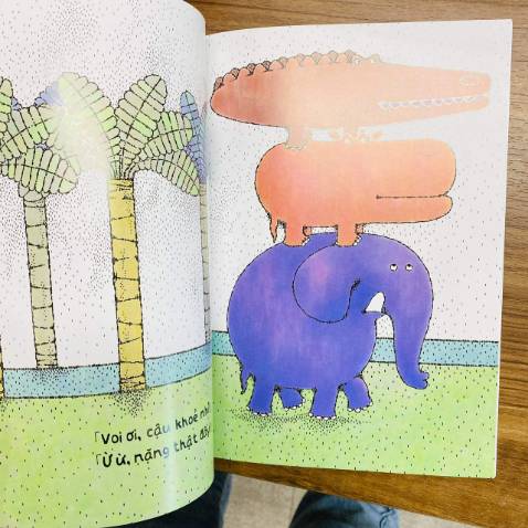 Mua sách mogu rất yên tâm. Con hợp tác và thích sách. Giao hàng nhanh, phục vụ tốt