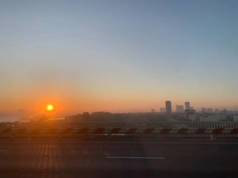 Sách xịn quá,siêu xinh luôn, xem phum nên thấy hay nên cũng muốn đọc thử