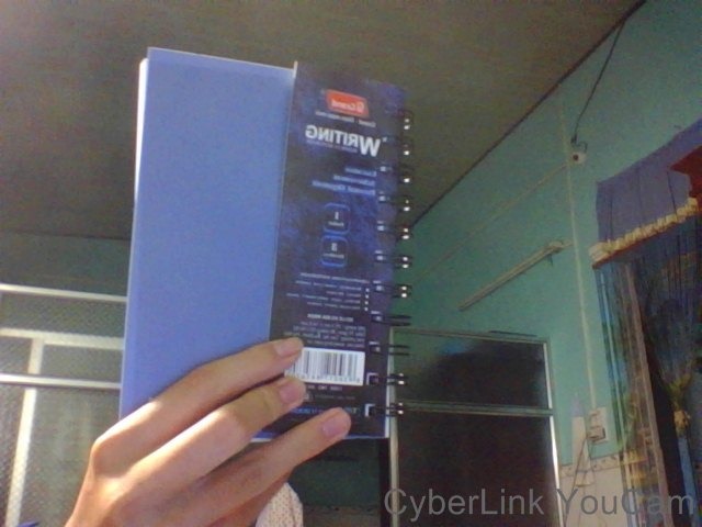 Quyển sổ nhỏ hơn mình tưởng, nhưng đẹp, giấy tốt, nói chung rất thích