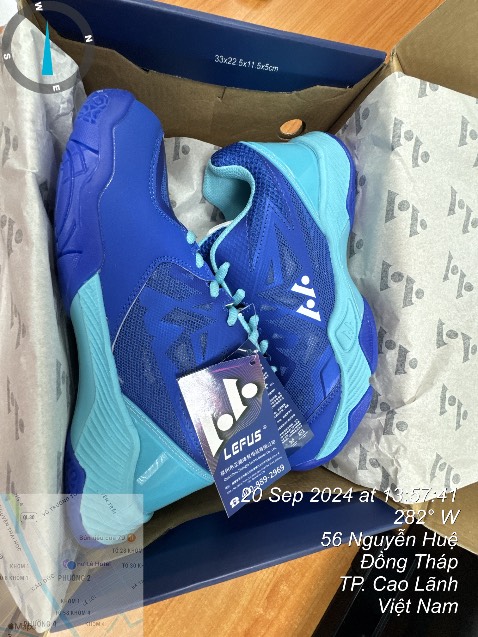 Hàng giao đúng hẹn, màu sắc đẹp, đóng gói chưa chắc chắn.